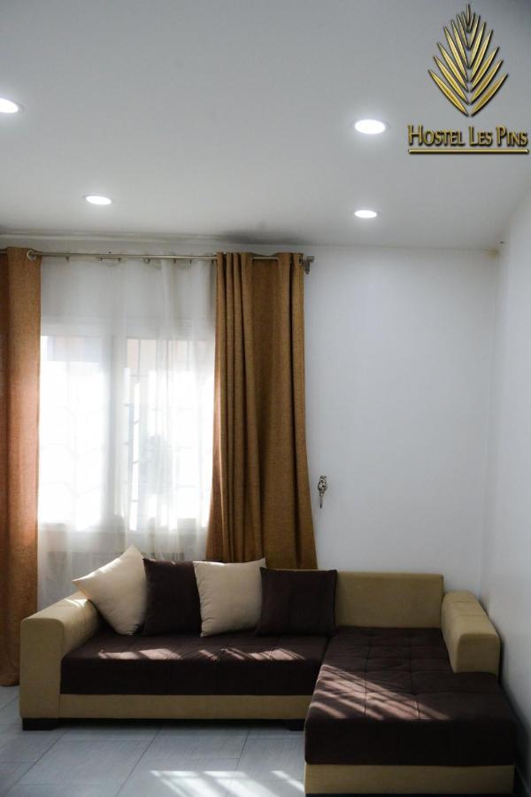 Hostel Les Pins Alger Экстерьер фото